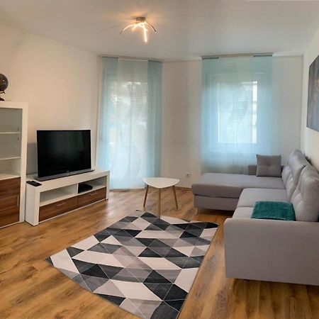 פירנה Apartment Saxonia מראה חיצוני תמונה